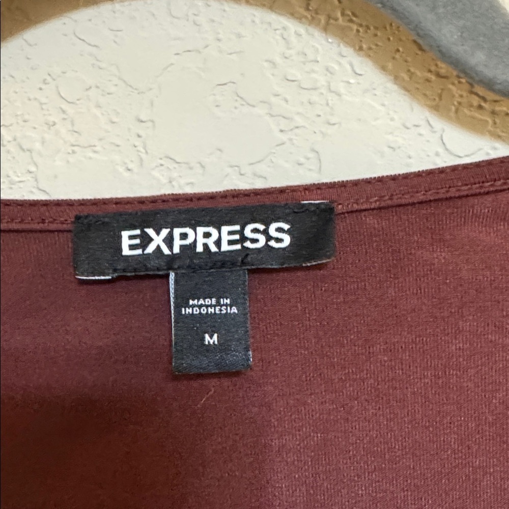 Express Women's Deep Brown V-Neck Top Size M - Picture 3 of 4